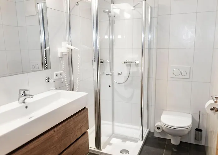 齐勒公寓式酒店 *